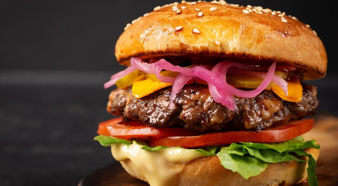 Hamburger Day : le boom qui conquiert le palais péruvien