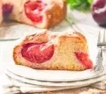 Bizcocho de ciruelas: un postre delicioso con todo el sabor de esta fruta
