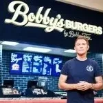 Cuántas estrellas Michelin tiene Bobby Flay