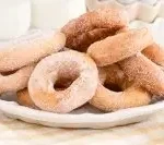 Rosquillas de nata: una irresistible receta con todo el sabor de la repostería casera tradicional